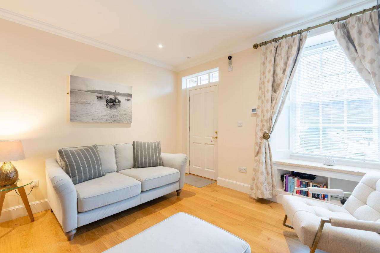 138 North Street - Luxury 2 Bed 2 Bath With Secret Garden, Summerhouse, Putting Green St Andrews Zewnętrze zdjęcie
